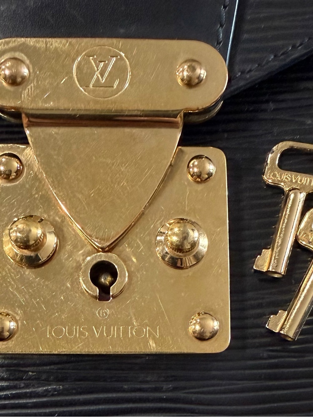 Louis Vuitton Black Epi Leather Top-Handle Clutch with Gold Hardware - Picture 4 of 14